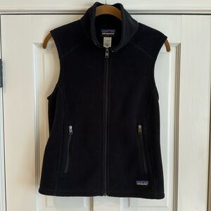 Women’s Patagonia Black Synchilla Vest | Size small